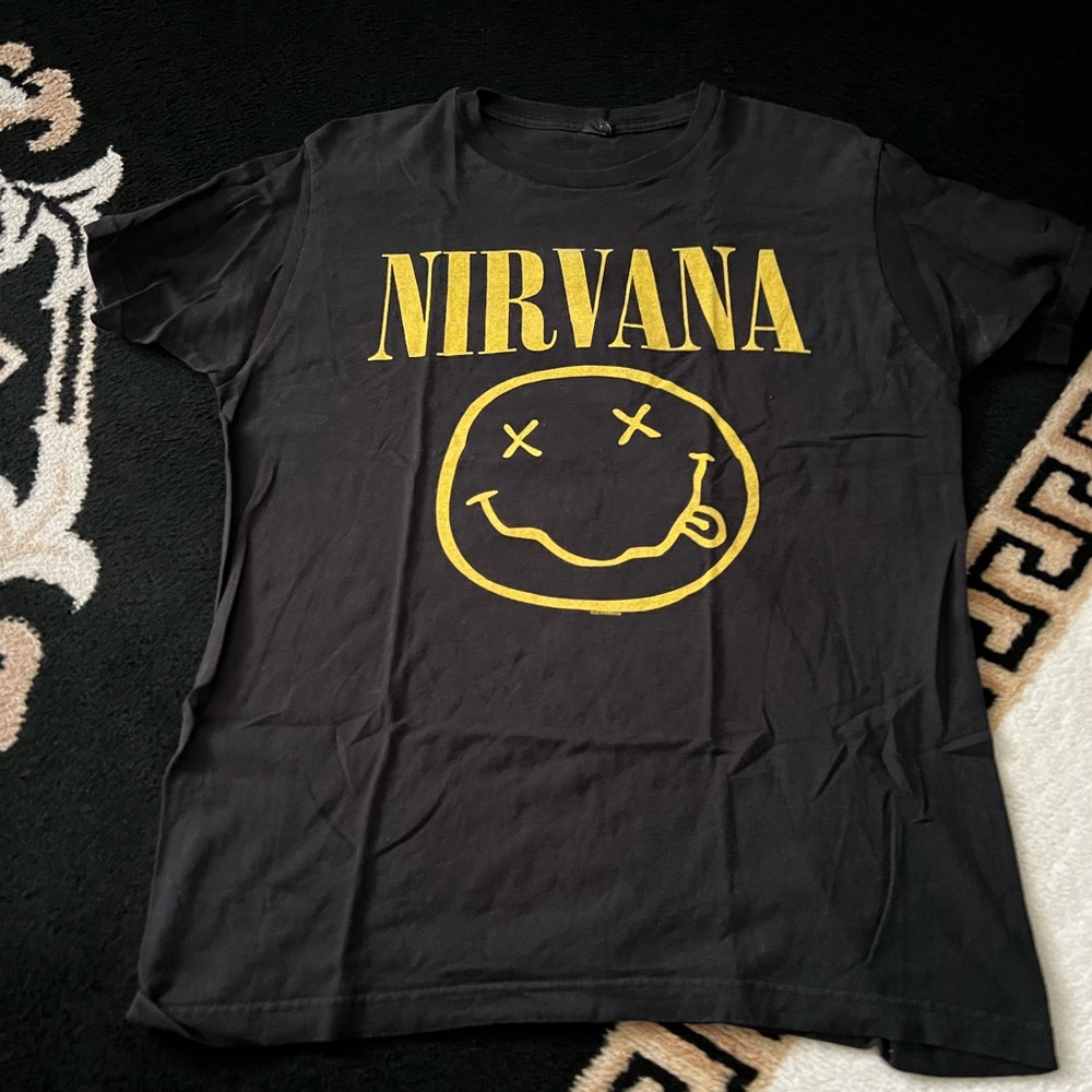 Vintage Used Nirvana band shirt size M